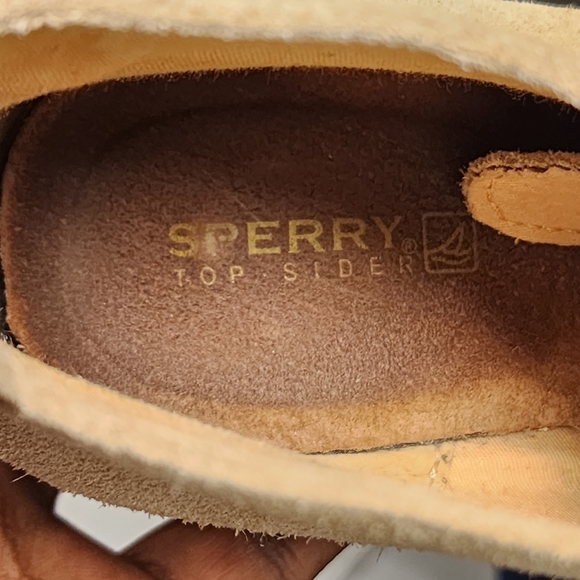Sperry wedges. Size 6 - Picture 7 of 9